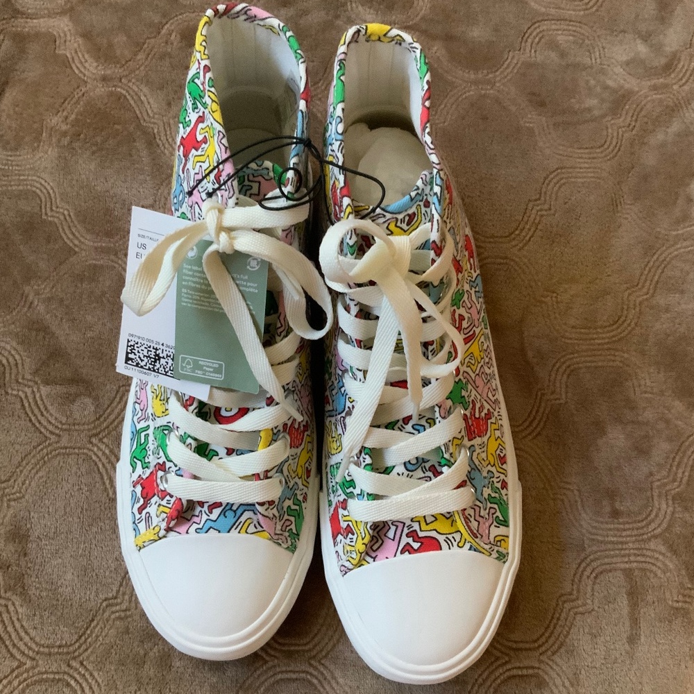 Keith Haring collectors edition hightop multicolor sneaker 8.5 brand new w/tags